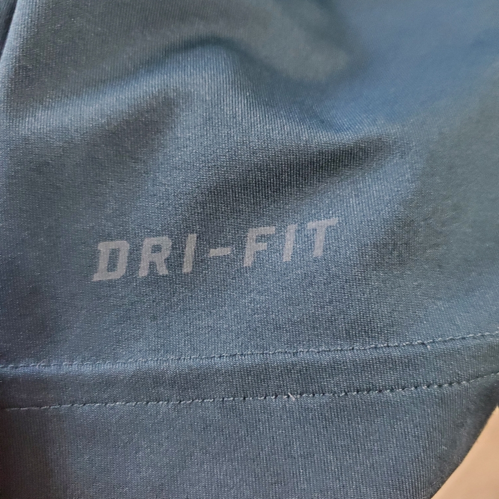 NIKE PRO COMBAT Men's Dri-Fit Compression Tank, Size: Large - Picture 6 of 10